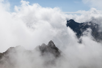 Österreich Berge Nebel Wolken Alpen Sellrain Hochalpin Alpin Gebirge Wandern Hiking