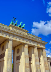 The Brandenburg Gate located in Pariser Platz in the city of Berlin, Germany. © Jbyard