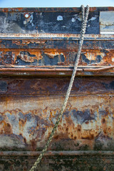 Détail de coque de bateau rouillée