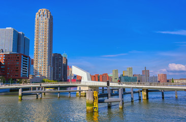 Obraz premium The canals and waterways in the city of Rotterdam, the Netherlands.