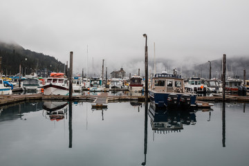 Fototapeta na wymiar boats in alaska harbor