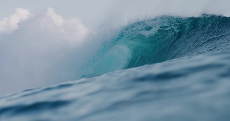 Amazing ocean wave barreling