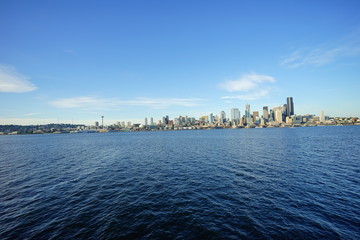 Fototapeta premium Beautiful waterfront downtown of Seattle, in Washington State