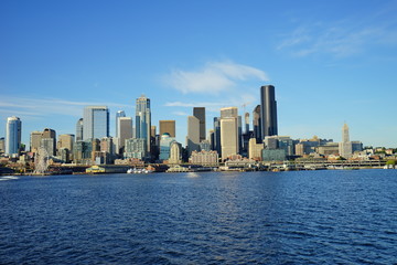 Fototapeta na wymiar Beautiful waterfront downtown of Seattle, in Washington State