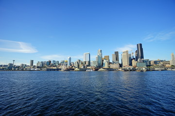 Obraz premium Beautiful Sun set of Seattle in summer, in Washington State
