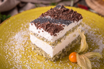 Dessert: cheesecake, donuts, pie, strudel, tiramisso, cake. Portion, a piece.