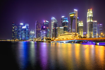 Fototapeta na wymiar Singapore skyline at night