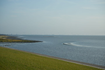 Nordsee im Sonnenglitzer