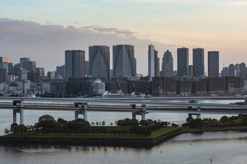 Obraz premium Panoramic modern city skyline bird eye aerial view of Tokyo bay in the dawn