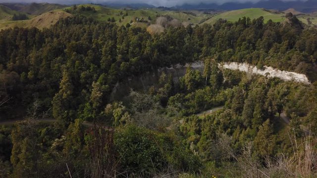 Wild New Zealand landscape of Rangitikei Ranges 4k