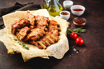 Roasted barbecue pork ribs