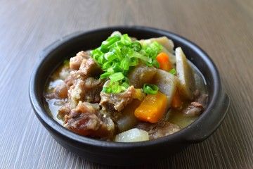 牛すじ煮込み
