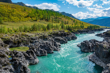  View from Oroktoisky bridgeon the threshold Teldekpen