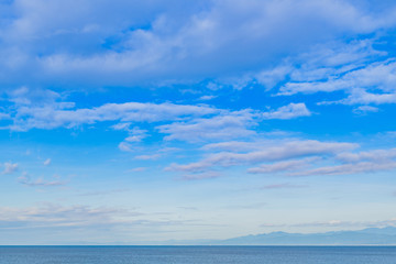 Obraz premium 静岡県沼津市千本浜海岸の海と青空