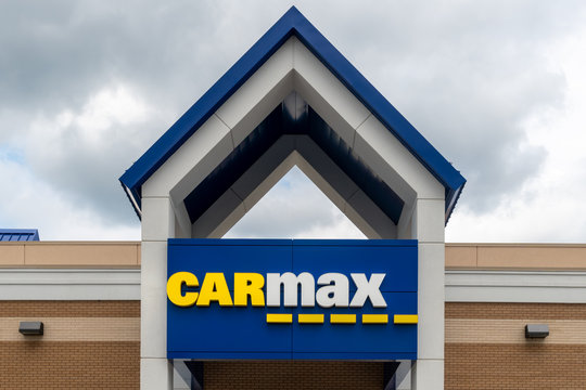 Carmax Dealership Sign and Trademark Logo