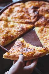 Megrelian khachapuri 