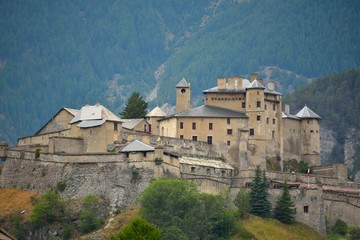 Fototapeta na wymiar Château- Queyras (Hautes-Alpes)
