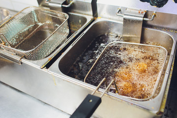 Used dirty iron pan with oil and dirty turner and space for write wording, bad cooking behavior...