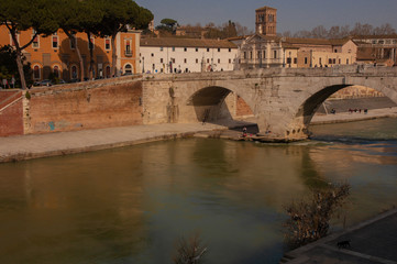 Fototapeta premium Old stone bridge in Rome