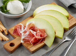 melon and ham
