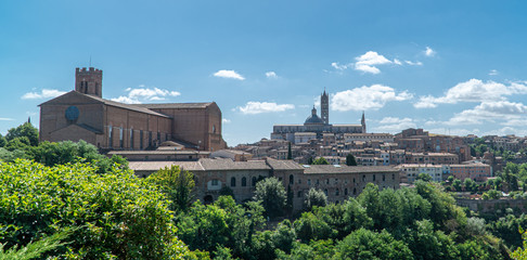 vue de la Basilique de San Domenico