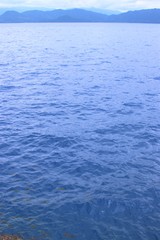 青く澄んだ田沢湖