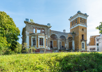 Fototapeta na wymiar manor murast estonia europe