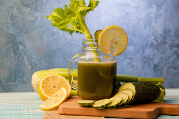 Dieta Detox, Jugo de apio, pepino y limón 