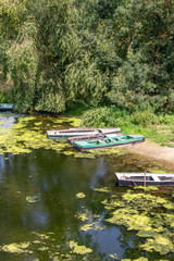 Montreuil-Bellay. Barques sur la rivière.  Maine-et-Loire. Pays de Loire	