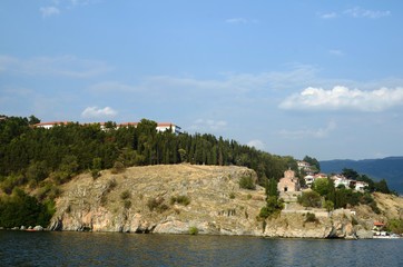 Macédoine du Nord : traversée du lac d’Ohrid de Struga vers Lagadin en passant par le port...