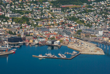 Fototapeta na wymiar Blick auf das Stadt Tromsø, Norwegen