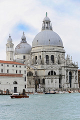 Fototapeta na wymiar Kirche Santa Maria della Salute, Baubeginn im 16. Jahrhundert, Canal Grande, Venedig, Venetien, Italien, Europa