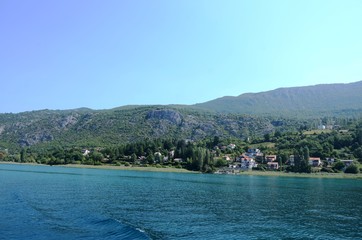 Macédoine du Nord : traversée du Lac Ohrid de Lagadin vers le Monastère de Saint-Nahum