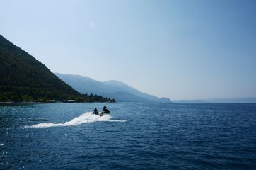 Macédoine du Nord : traversée du Lac Ohrid de Lagadin vers le Monastère de Saint-Nahum
