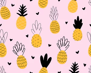 Foto op Plexiglas Ananas Ananas en harten naadloos patroon. Leuke ananasachtergrond. Vector heldere print voor stof of behang.