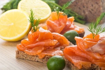 Smoked salmon snacks