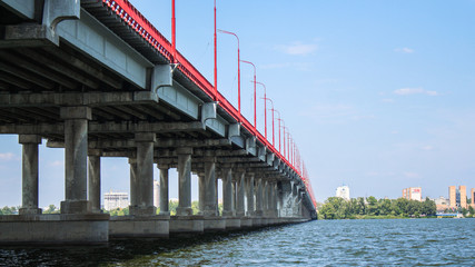 bridge, building across a river or other body of water