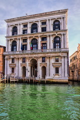 Fototapeta na wymiar palazzo grimani am canal grande in venedig, italien