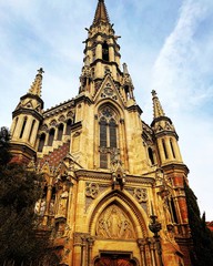 Fototapeta na wymiar Church in Barcelona