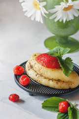 Halloumi cheese with strawberries. Unconventional supply of Halloumi cheese. Farm natural product