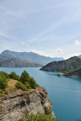Naklejka na ściany i meble Lac de Serre-Ponçon (Hautes-Alpes)
