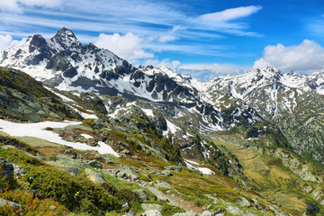 Fototapeta na wymiar Mountains range view to La Thuile valley, Italy