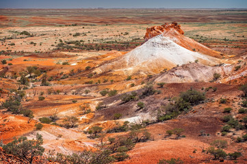 South Australia – Outback desert with colored hills under clear sky as panorama