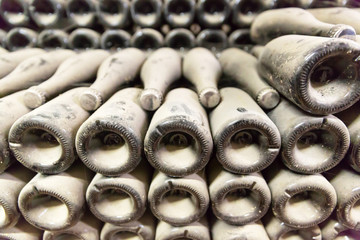 The stage of secondary fermentation in the manufacture of champagne. Classical manufacturing technology.