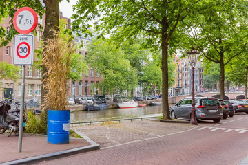 Fototapeta na wymiar アムステルダムの街並み