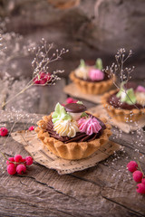 Sponge cake basket. Candy bar