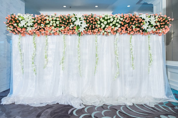 backdrop flowers arrangement for wedding ceremony