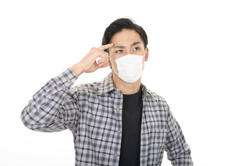 体調不良の若い男性