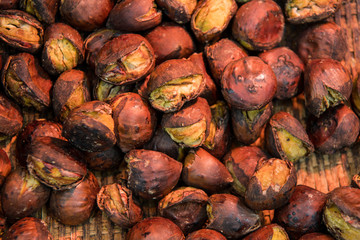 Delicious Roasted chestnuts. ( Tianjin chestnut, Japanese chestnut )