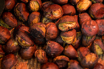 Delicious Roasted chestnuts. ( Tianjin chestnut, Japanese chestnut )
